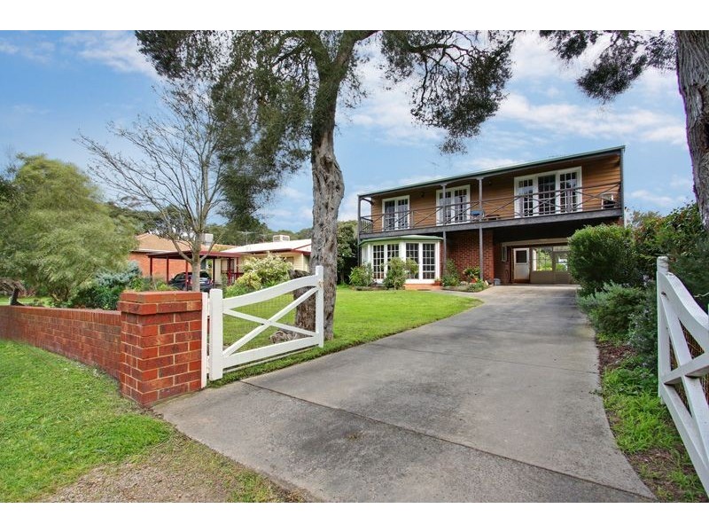 9 Ellesmere Street, Blairgowrie VIC 3942