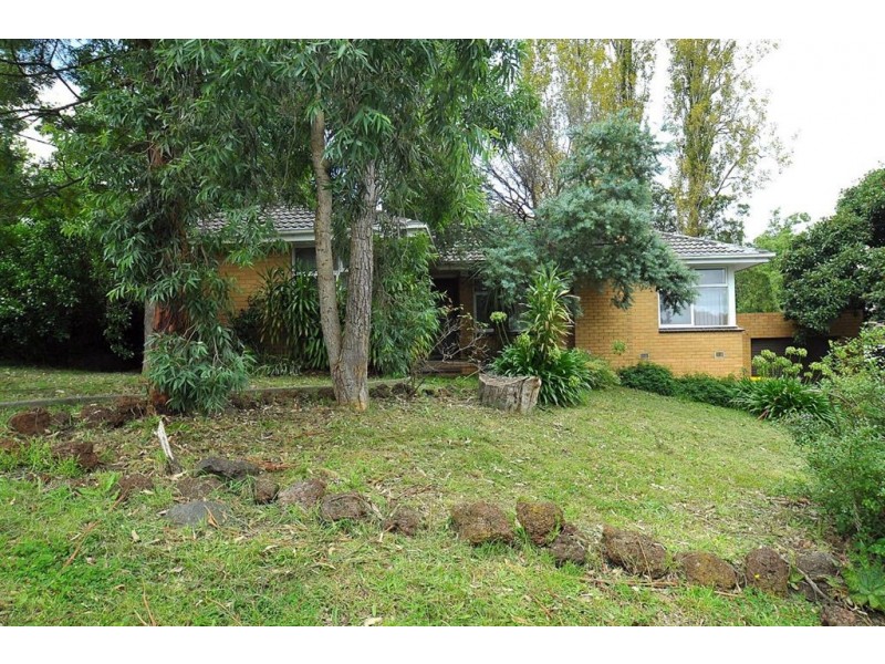 6 Dickinson Street, Belgrave VIC 3160