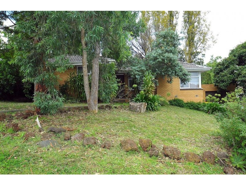 6 Dickinson Street, Belgrave VIC 3160