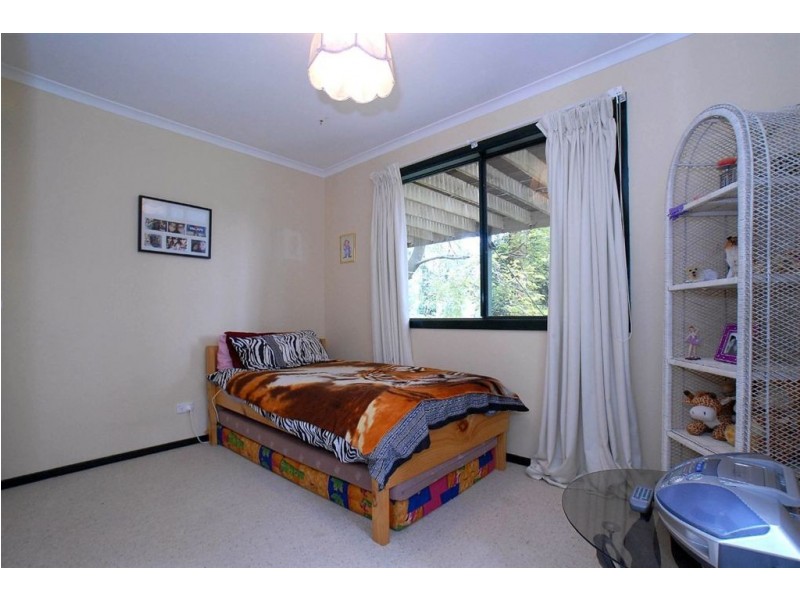 36 Belgrave Gembrook Rd, Belgrave VIC 3160