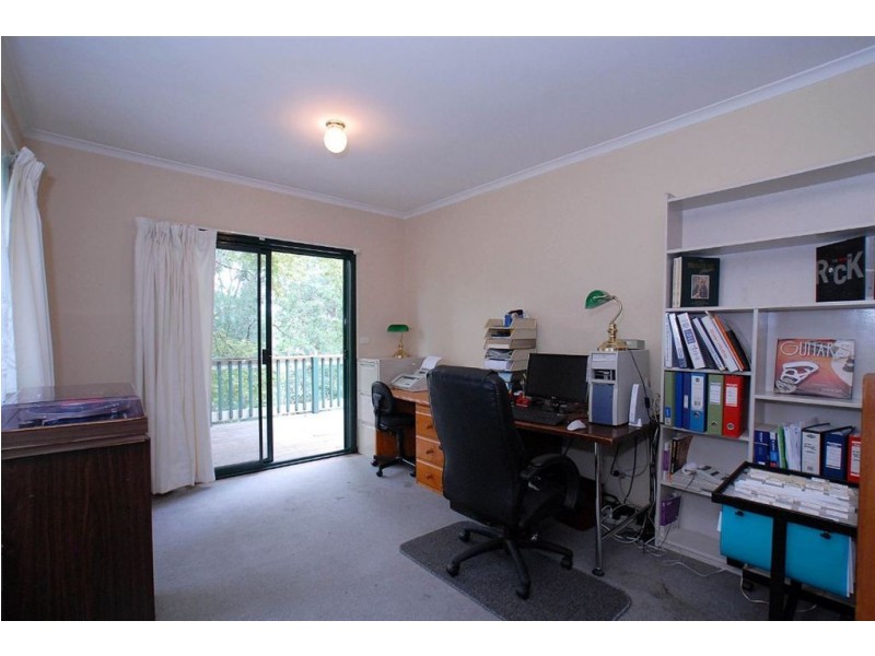 36 Belgrave Gembrook Rd, Belgrave VIC 3160