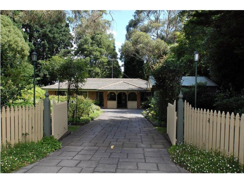 12 Eleanor Grove, Kallista VIC 3791