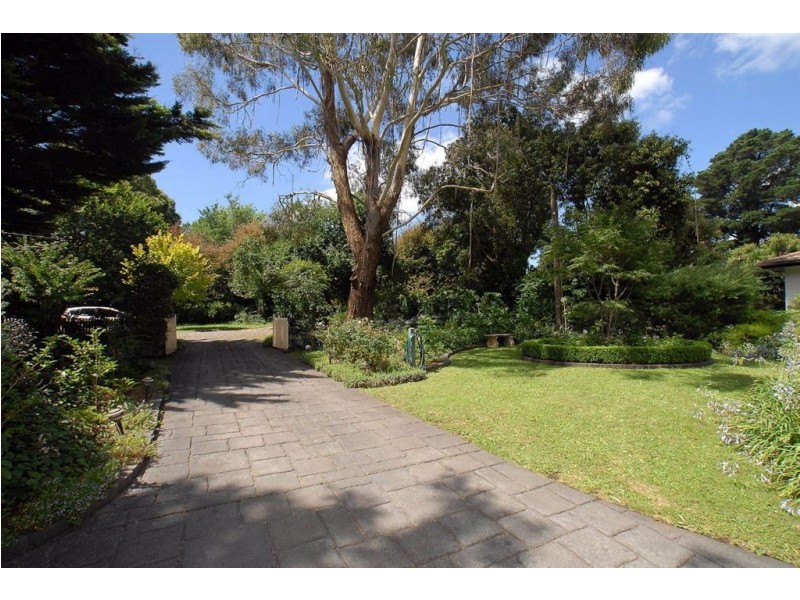 12 Eleanor Grove, Kallista VIC 3791