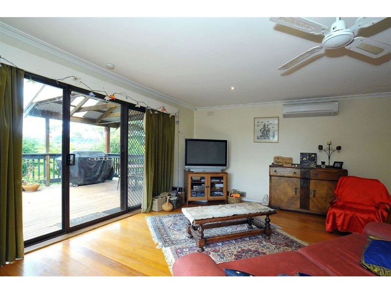 78 Moores Road, Monbulk VIC 3793