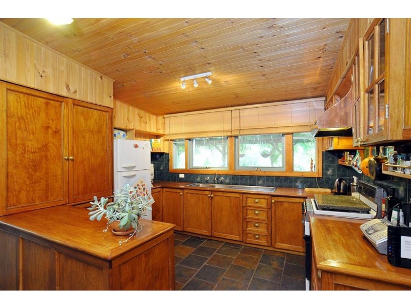 6 Ramsay Court, The Patch VIC 3792