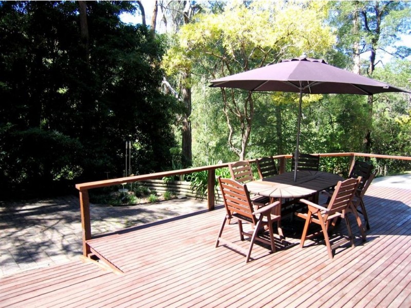18 Hazelvale Road, Tecoma VIC 3160