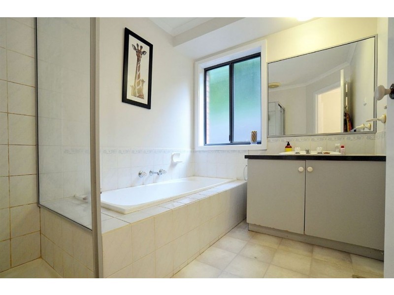 23 Hazel Grove, Tecoma VIC 3160