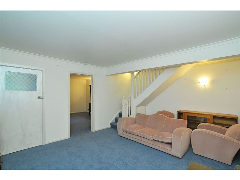 8 McNicol Road, Tecoma VIC 3160