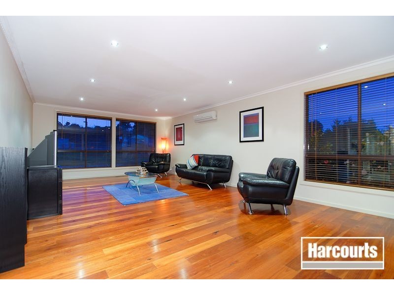 1 Brently Close, Narre Warren North VIC 3804