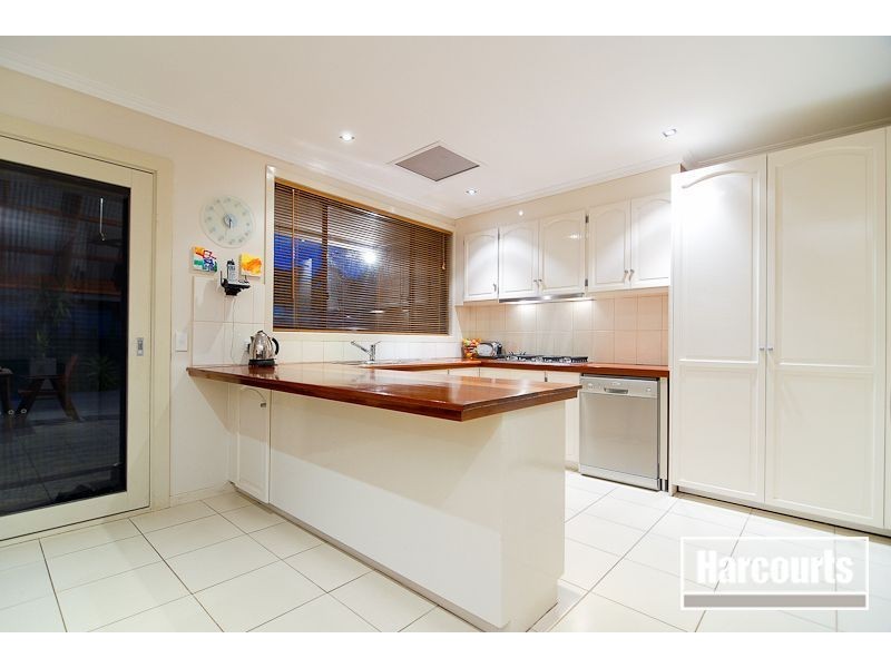 1 Brently Close, Narre Warren North VIC 3804