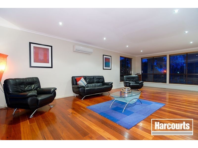 1 Brently Close, Narre Warren North VIC 3804