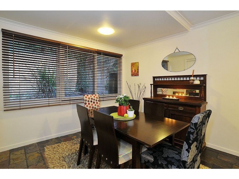 33 Blackwood Street, Tecoma VIC 3160