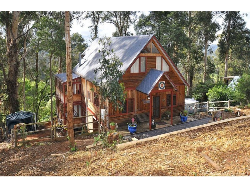 189 Olinda-Monbulk Rd, Monbulk VIC 3793