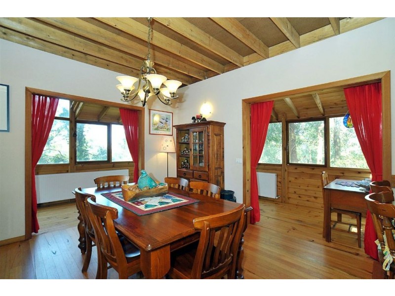 189 Olinda-Monbulk Rd, Monbulk VIC 3793