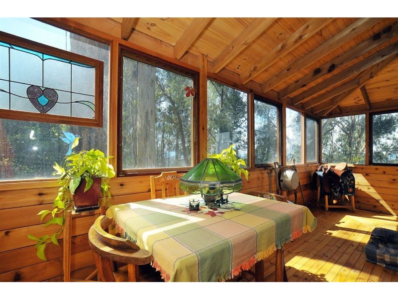 189 Olinda-Monbulk Rd, Monbulk VIC 3793