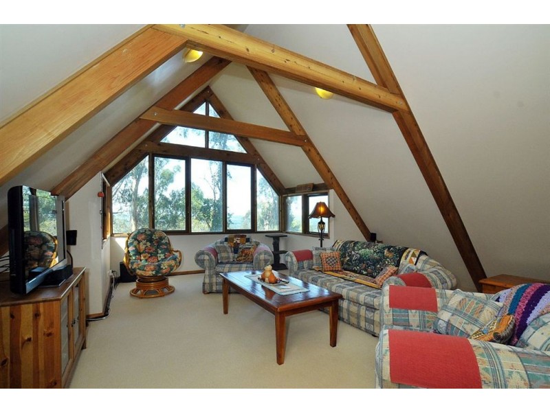 189 Olinda-Monbulk Rd, Monbulk VIC 3793