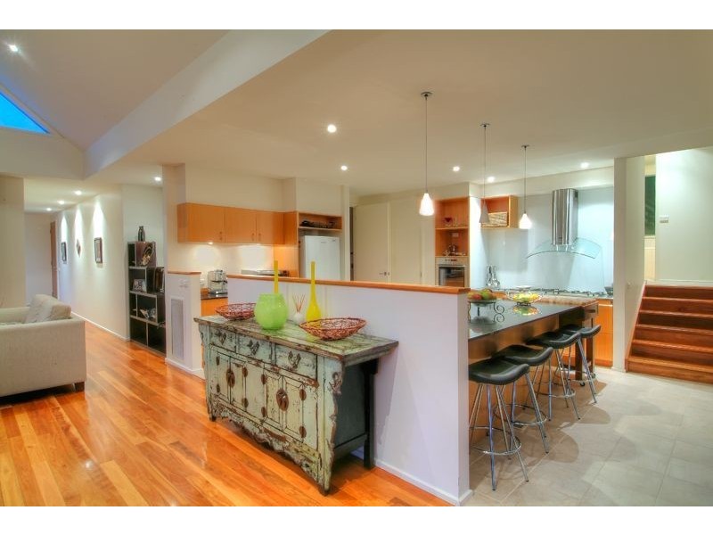 12 Eileen Avenue, Kalorama VIC 3766