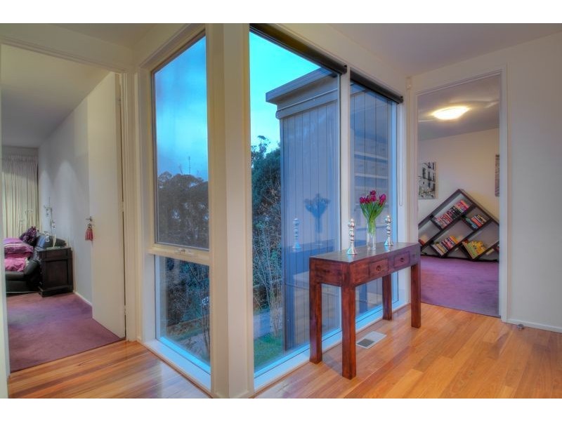 12 Eileen Avenue, Kalorama VIC 3766