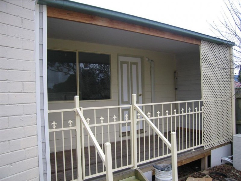 8 anne road, Knoxfield VIC 3180