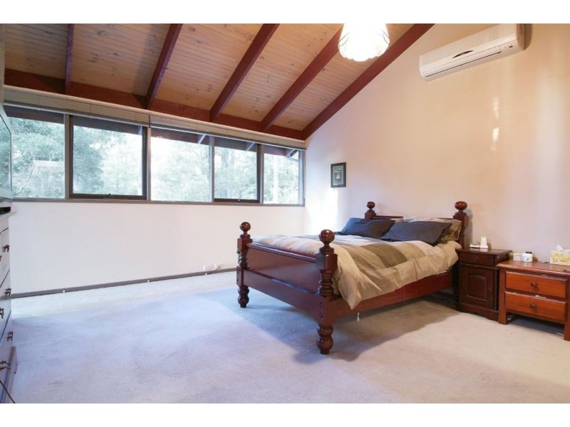 8 Sandells Rd, Tecoma VIC 3160