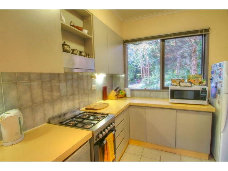 8 Sandells Rd, Tecoma VIC 3160