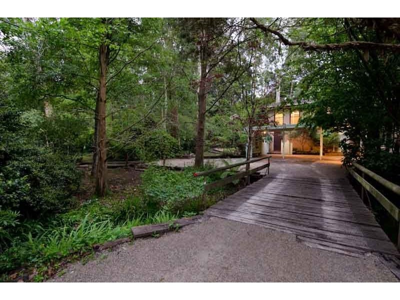 7-9 Kumbada Avenue, Upwey VIC 3158