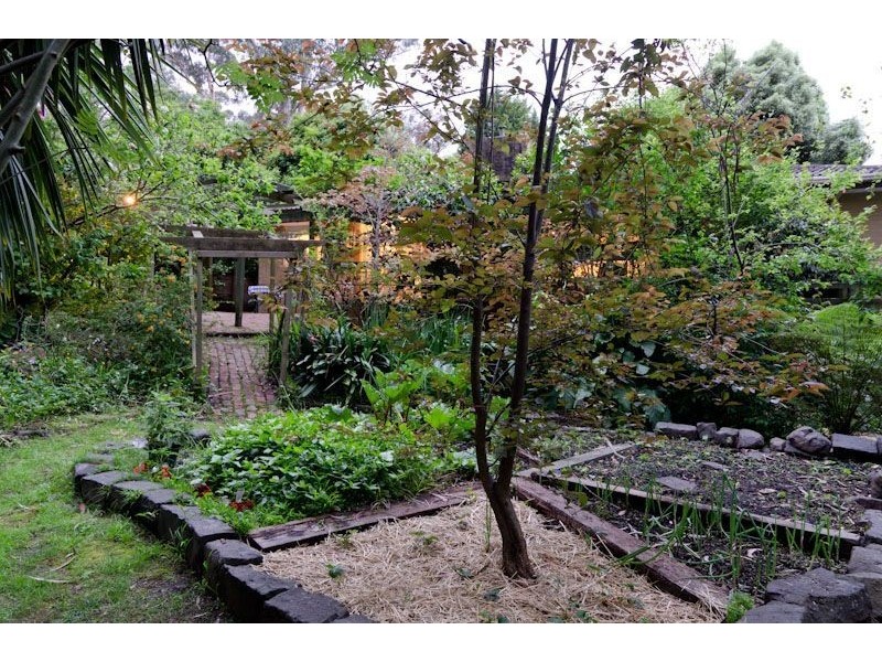 7-9 Kumbada Avenue, Upwey VIC 3158