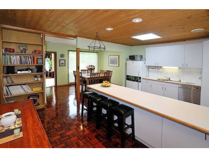 23 Georges Rd, The Patch VIC 3792