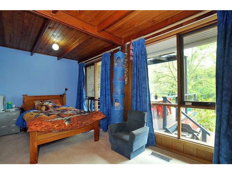 23 Georges Rd, The Patch VIC 3792