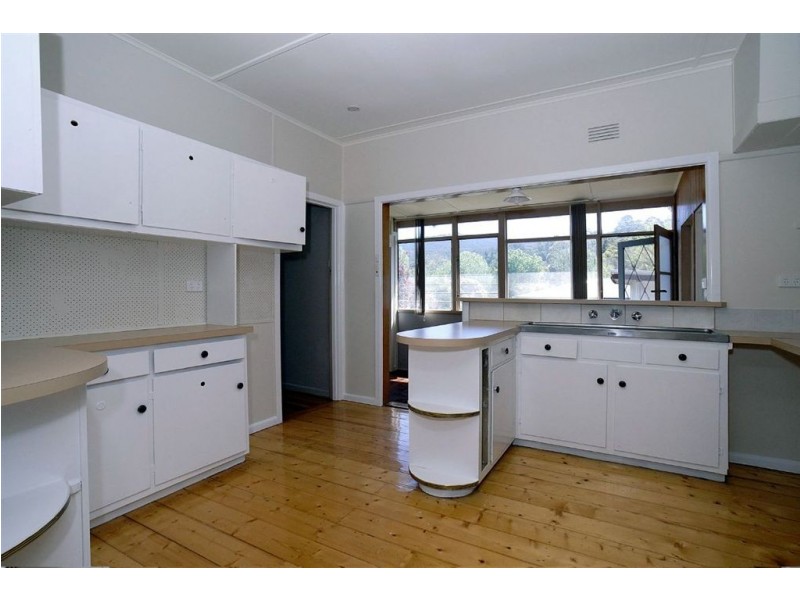 17 Edward Street, Upper Ferntree Gully VIC 3156