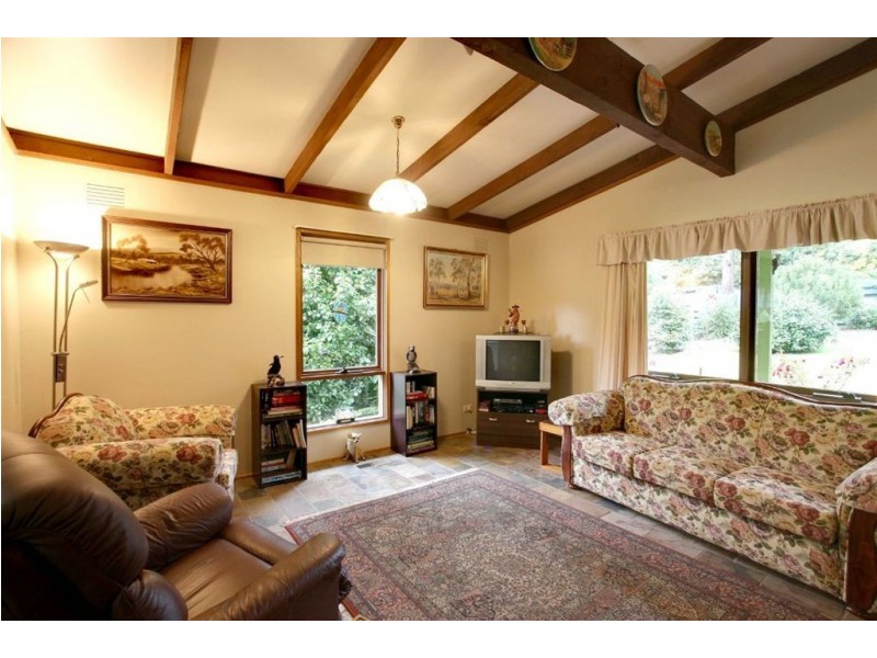 137 Woori Yallock, Cockatoo VIC 3781