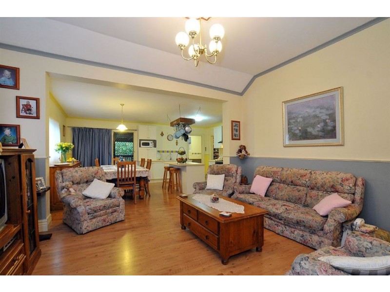 17 Wattle Ave, Belgrave VIC 3160