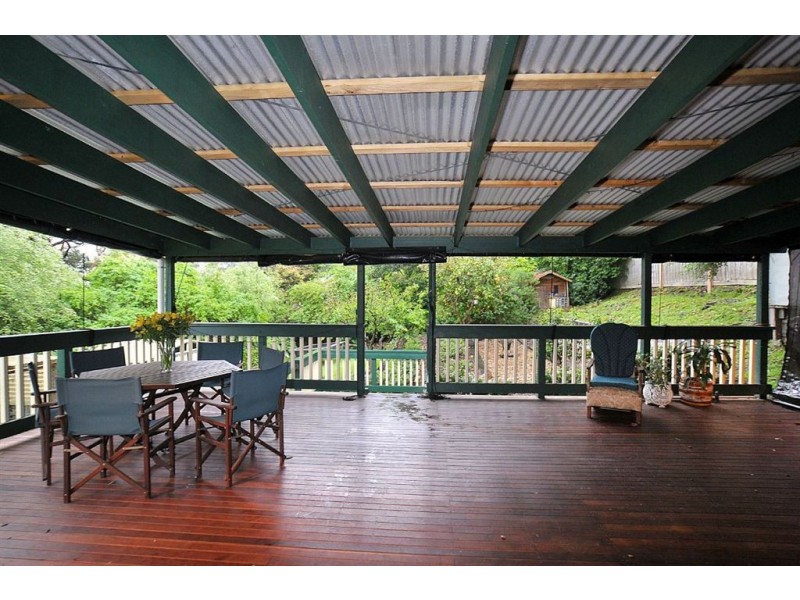 17 Wattle Ave, Belgrave VIC 3160