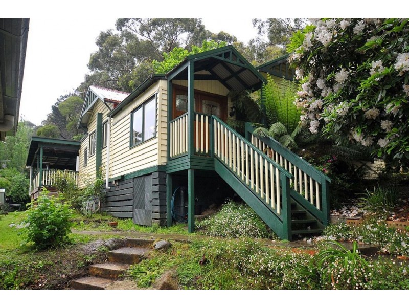 17 Wattle Ave, Belgrave VIC 3160