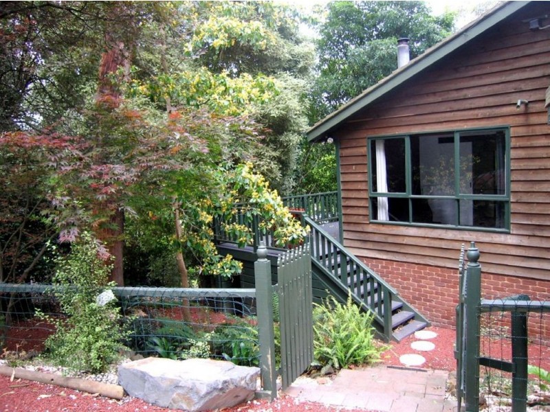 8 Anderson Street, Tecoma VIC 3160