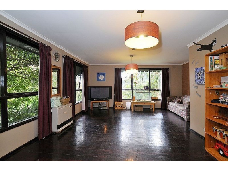 8 Anderson Street, Tecoma VIC 3160