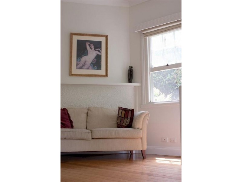 4 Currie Avenue, Tecoma VIC 3160