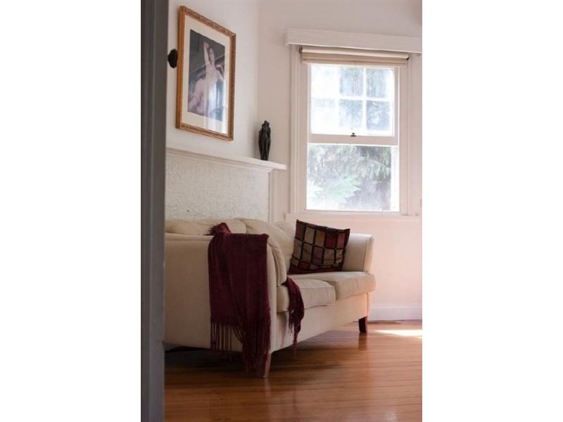 4 Currie Avenue, Tecoma VIC 3160