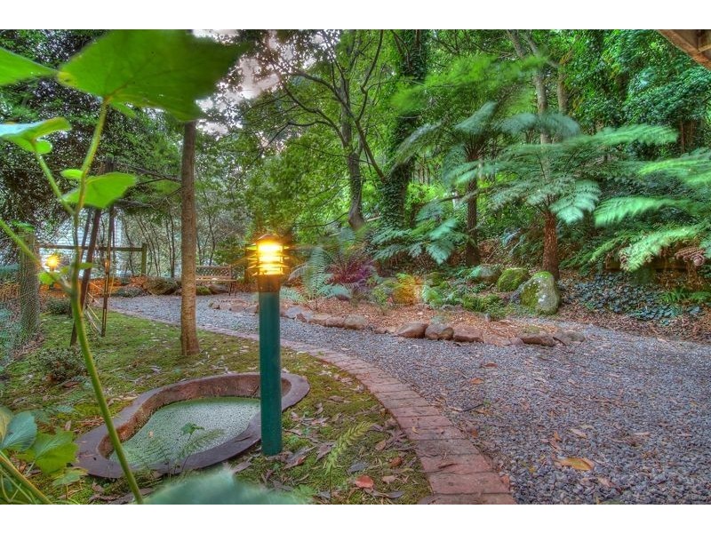 3 Guilfoyle Drive, Sassafras VIC 3787