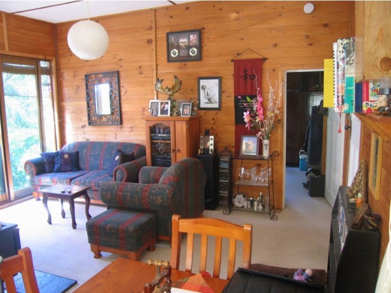 2 Gums Ave, Belgrave VIC 3160