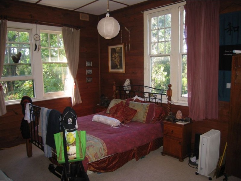 2 Gums Ave, Belgrave VIC 3160