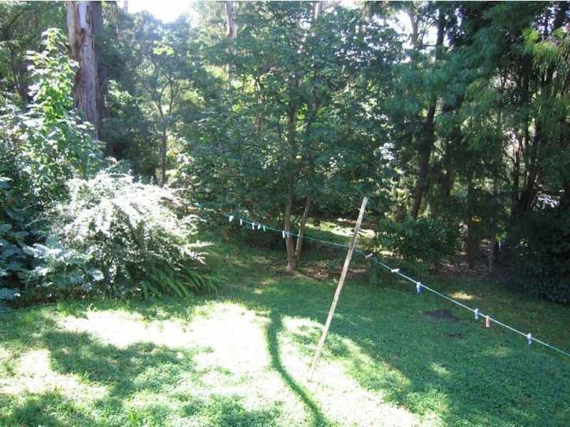2 Gums Ave, Belgrave VIC 3160