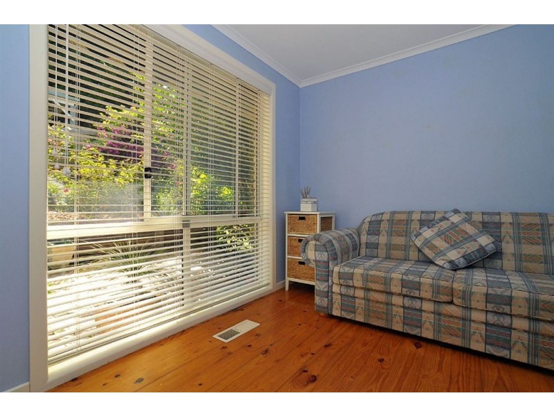 22 Florence Ave, Upwey VIC 3158