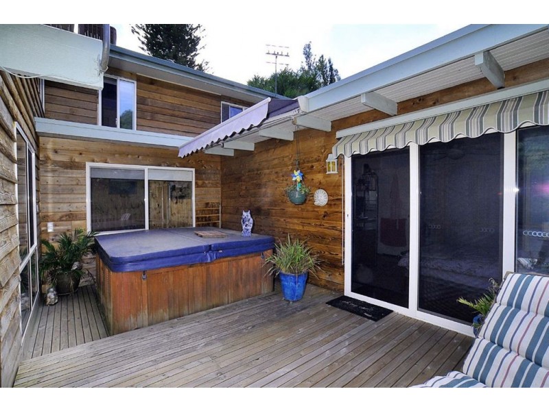 22 Florence Ave, Upwey VIC 3158