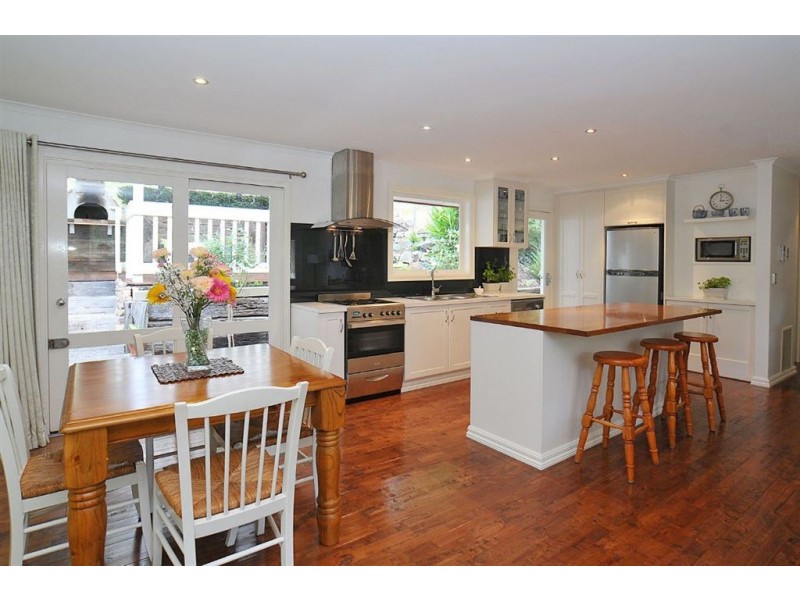 13 Apsley Road, Belgrave VIC 3160