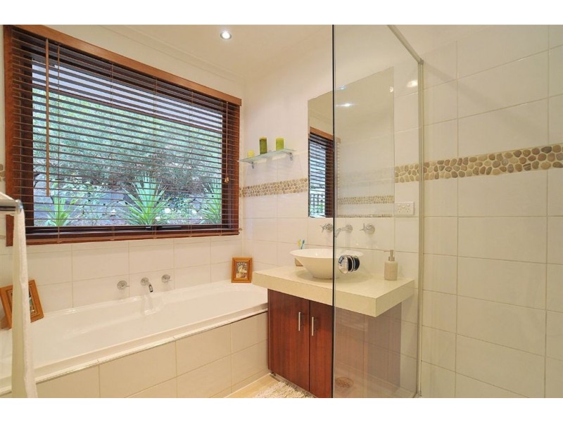 13 Apsley Road, Belgrave VIC 3160