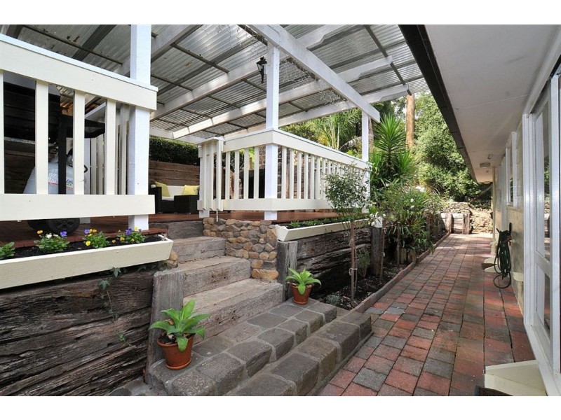 13 Apsley Road, Belgrave VIC 3160