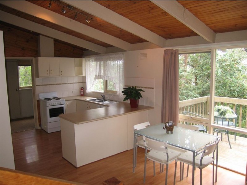 9 Highcliff Road, Upwey VIC 3158