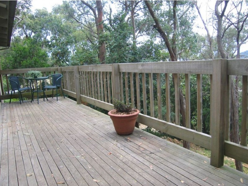 9 Highcliff Road, Upwey VIC 3158