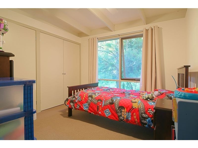 24 Gordon Avenue, Tecoma VIC 3160